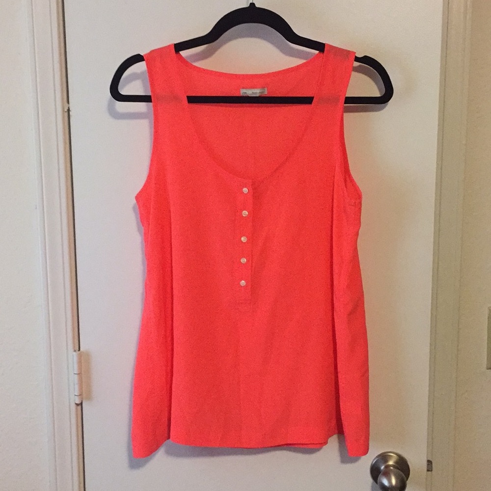 GAP tank top